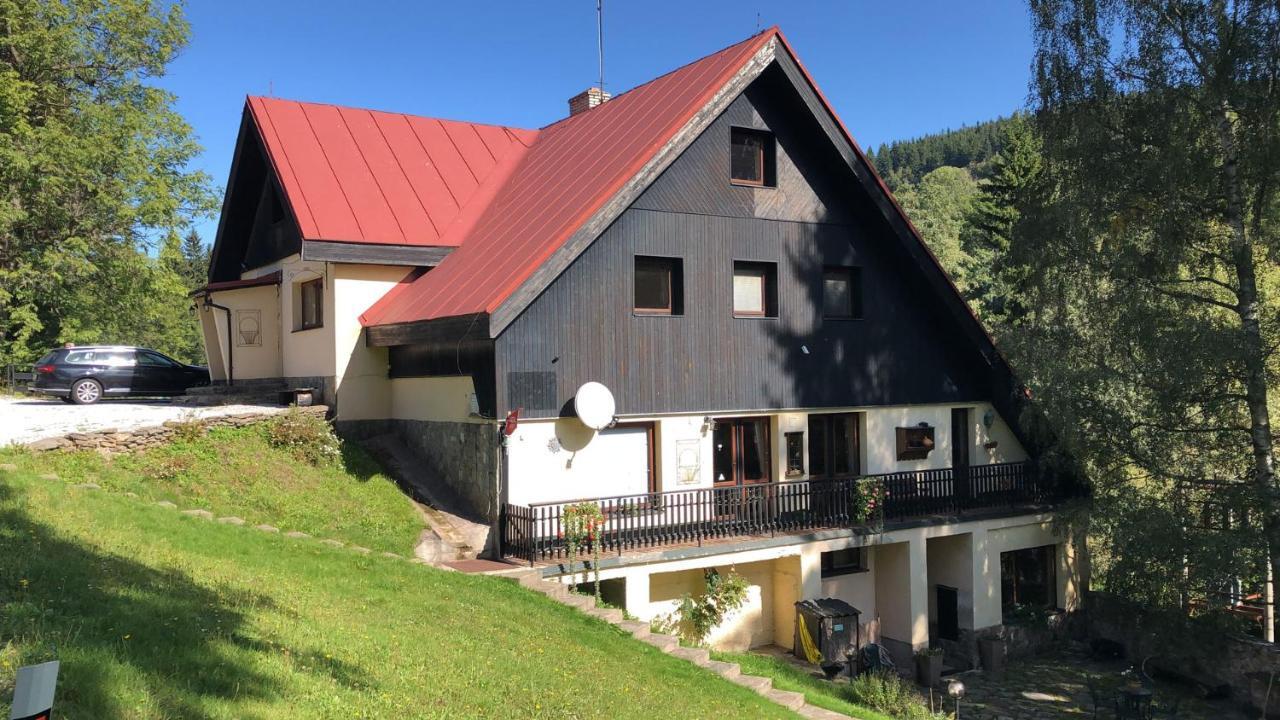 Penzion Cert Horní Maršov Zewnętrze zdjęcie
